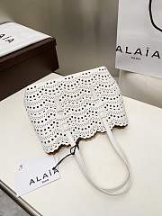 Alaia mina 25 bag in vienne wave calfskin in white - 3