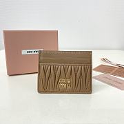 Miumiu Matelassé nappa leather card holder in brown - 1