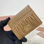 Miumiu Matelassé nappa leather card holder in brown - 3