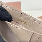 Miumiu Matelassé nappa leather card holder in beige - 5