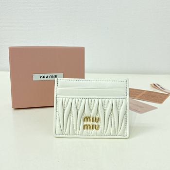 Miumiu Matelassé nappa leather card holder in white