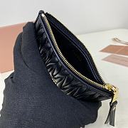 Miumiu Pocket wallet Matelasse In Black - 4