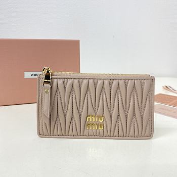 Miumiu Pocket wallet Matelasse In Beige