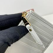 Miumiu Pocket wallet Matelasse In White - 3