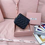 Miumiu Quilted effect leather wallet in black - 2