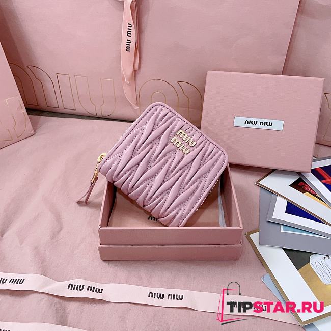 Miumiu Quilted effect leather wallet in pink - 1