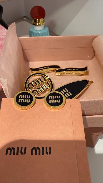 Miumiu Hair clips 04
