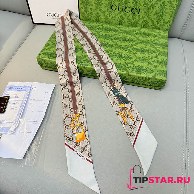 Gucci GG print with Horsebits silk neck bow 02 - 1