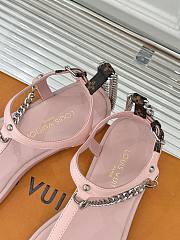 Louis Vuitton Sandals With Chain In Pink - 2