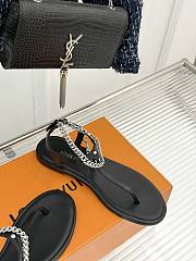 Louis Vuitton Sandals With Chain In Black - 3