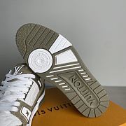 Louis Vuitton Trainer Sneaker 07 - 2