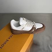 Louis Vuitton Trainer Sneaker 06 - 2