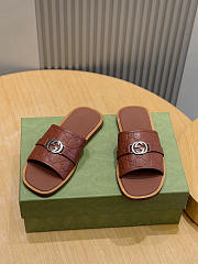 Gucci Men's Interlocking Double G Slides 08 - 1