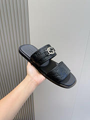 Gucci Men's Interlocking Double G Slides 02 - 5
