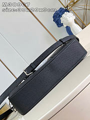 Louis Vuitton M30967 Porte Documents Voyage GM Black Size 39.5 x 29 x 9 cm - 5