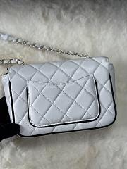 Chanel Crossbody Bag Classic In White/Black - 5