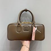 Miumiu Arcadie Leather Handle Bag In Green Size 27x9x12 cm - 1