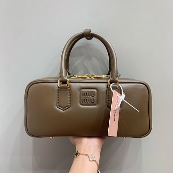 Miumiu Arcadie Leather Handle Bag In Green Size 27x9x12 cm