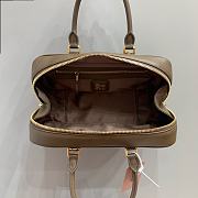 Miumiu Arcadie Leather Handle Bag In Green Size 27x9x12 cm - 2