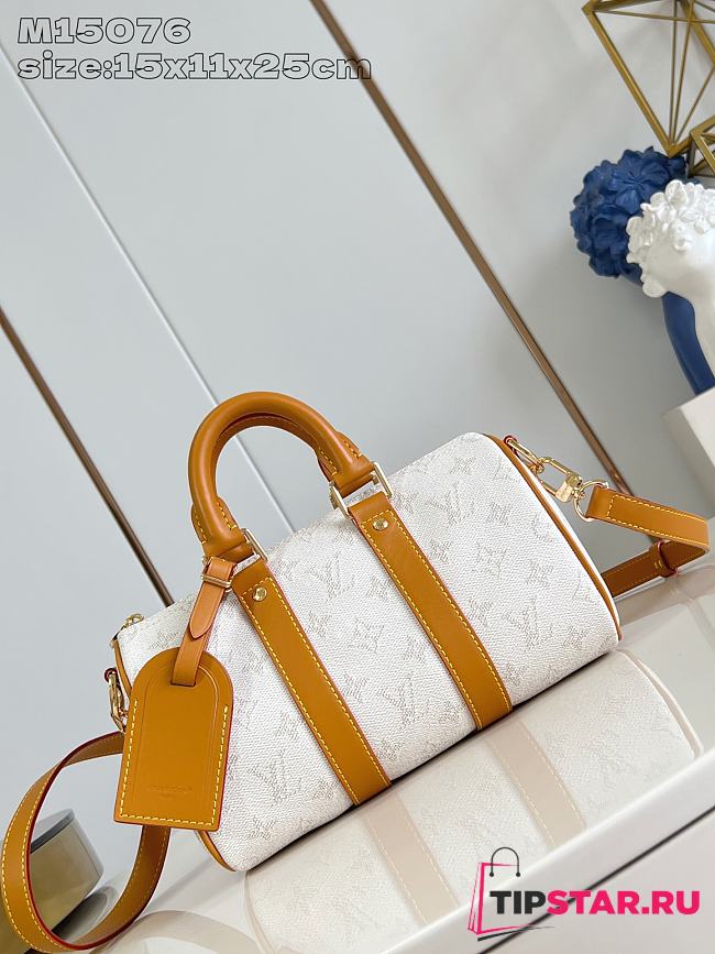Louis Vuitton Monogram Heritage Keepall Bandoulière 25 White - 1