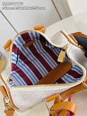 Louis Vuitton Monogram Heritage Keepall Bandoulière 25 White - 3