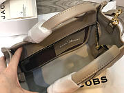 Marc Jacobs The Leather Medium Tote Bag In Cement Color - 5