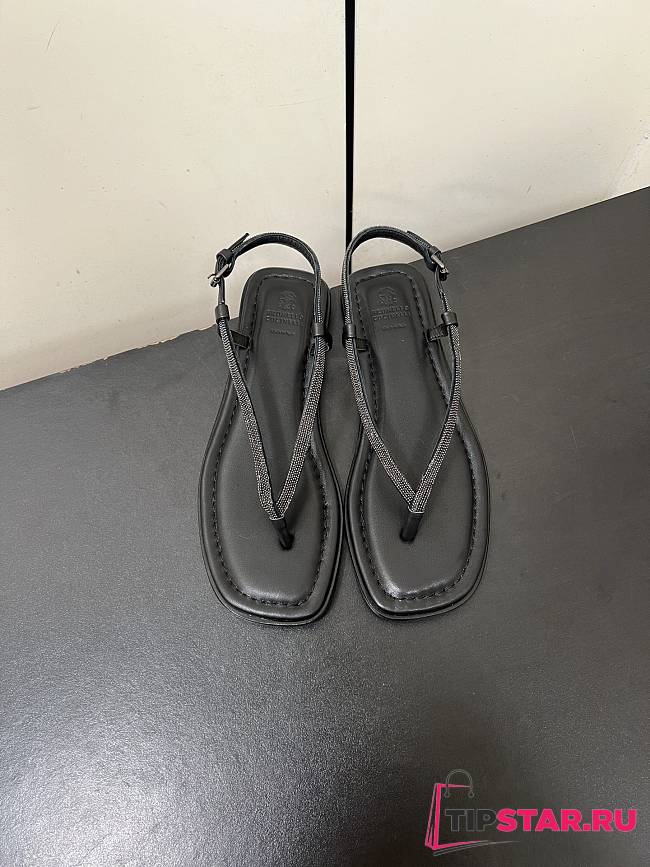 Brunello Cucinelli Leather flip flops in black - 1