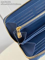 LV x TM Zippy Wallet Monogram Denim cherry - 6