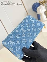 LV x TM Zippy Wallet Monogram Denim cherry - 4