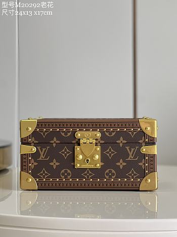 Louis Vuitton Coffret Trésor 24 S-lock closure system Creme