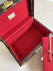 Louis Vuitton Coffret Trésor 24 S-lock closure system Rouge Fusion - 4