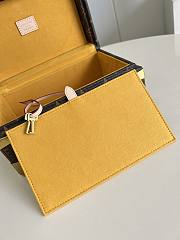 Louis Vuitton Coffret Trésor 24 S-lock closure system Tournesol - 5