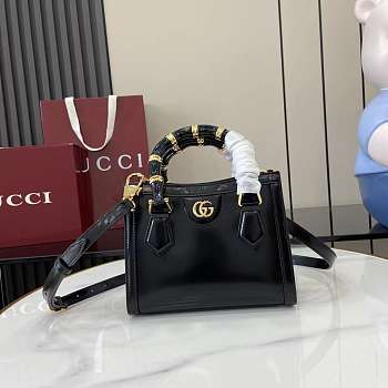 Gucci Diana small tote bag Black shiny