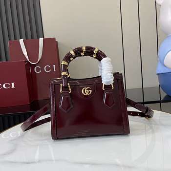 Gucci Diana small tote bag Rosso Ancora red shiny