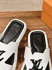 Louis Vuitton Slippers In Light White - 4