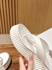 Chloe Thick-soled Height-enhancing Flip-flops In White - 3