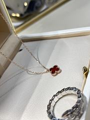 VCA Small Carnelian Clover Necklace Rose Gold - 4