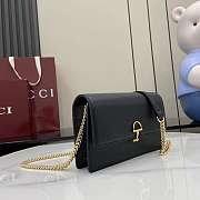 Gucci Softbit continental wallet ob chain grainy leather in black - 6
