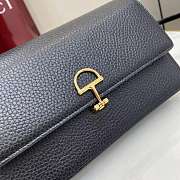 Gucci Softbit continental wallet ob chain grainy leather in black - 2
