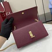 Gucci Softbit continental wallet ob chain grainy leather in burgundy - 4