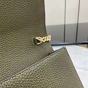 Gucci Softbit continental wallet ob chain grainy leather in green - 6