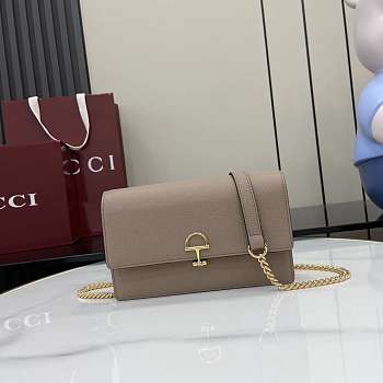 Gucci Softbit continental wallet ob chain grainy leather in beige