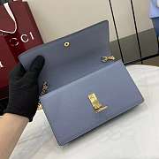 Gucci Softbit continental wallet ob chain grainy leather in blue - 3