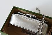 Gucci GG Marmont mini bag Silver metallic chevron leather - 4