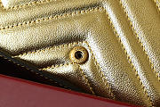 Gucci GG Marmont mini bag Gold metallic chevron leather - 2