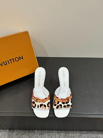 Louis Vuitton Leopard Print Thin Cat Heel Ballet Sandals 04