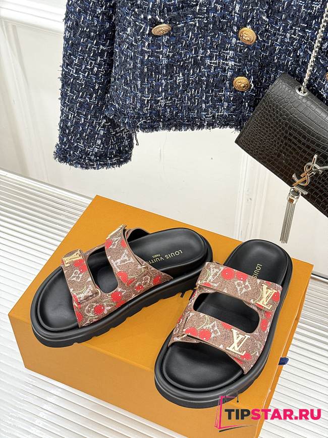 Louis Vuitton Cherry Series Casual Sandals 06 - 1
