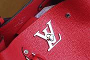 Louis Vuitton NeoNoé MM Bag In Red Color - 3
