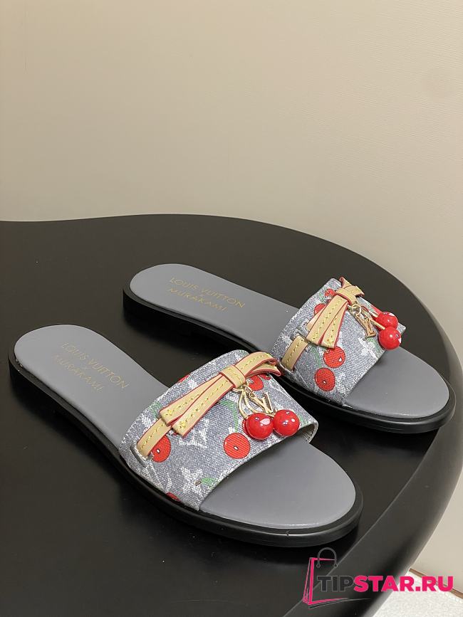 LV X TM Cherry pendant flat sandals 16 - 1