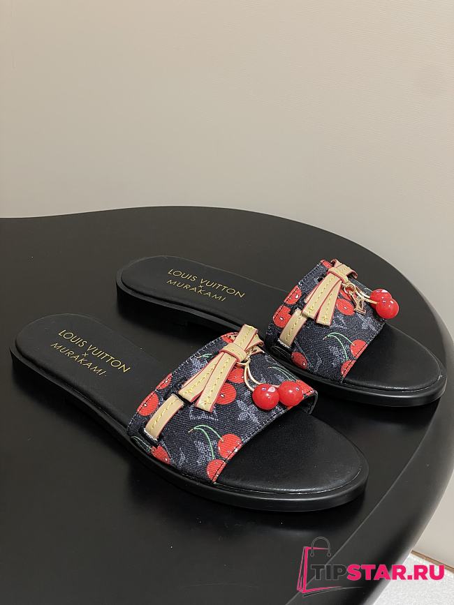 LV X TM Cherry pendant flat sandals 14 - 1